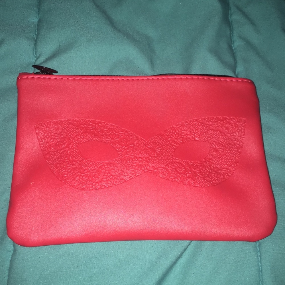 Makeup bag